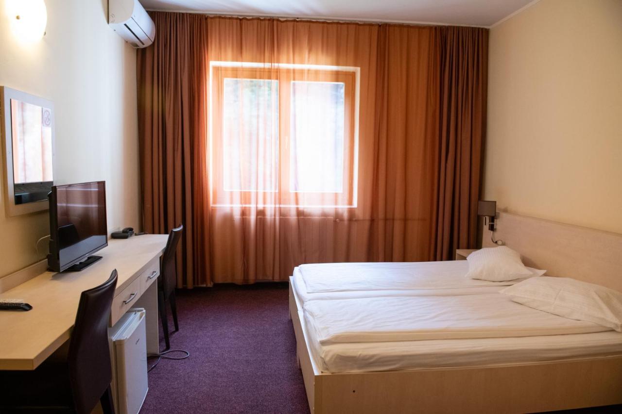 Hotel Panoramic Râmnicu Vâlcea Eksteriør billede